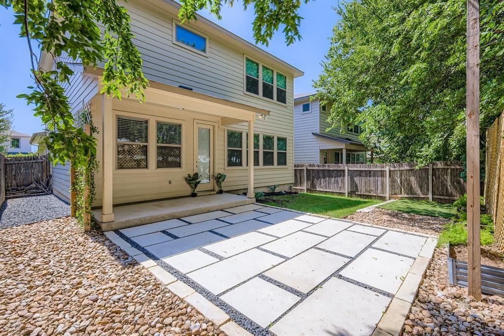 MLS #6903855 image #0