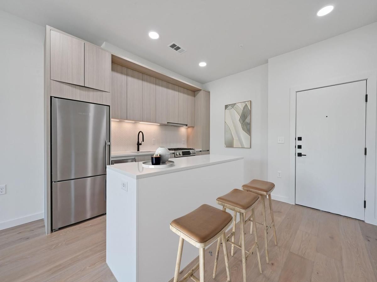 MLS #6918372 image #0