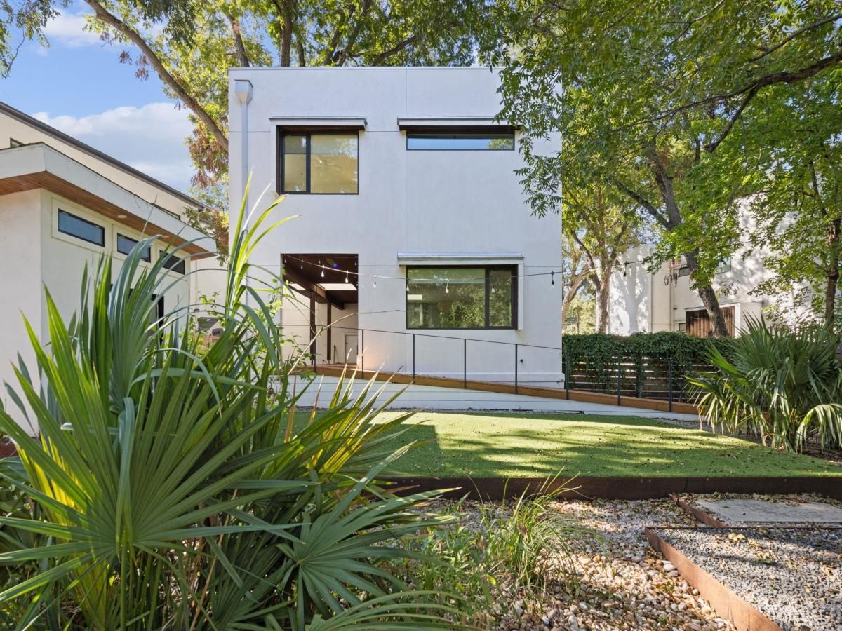 MLS #6923689 image #0