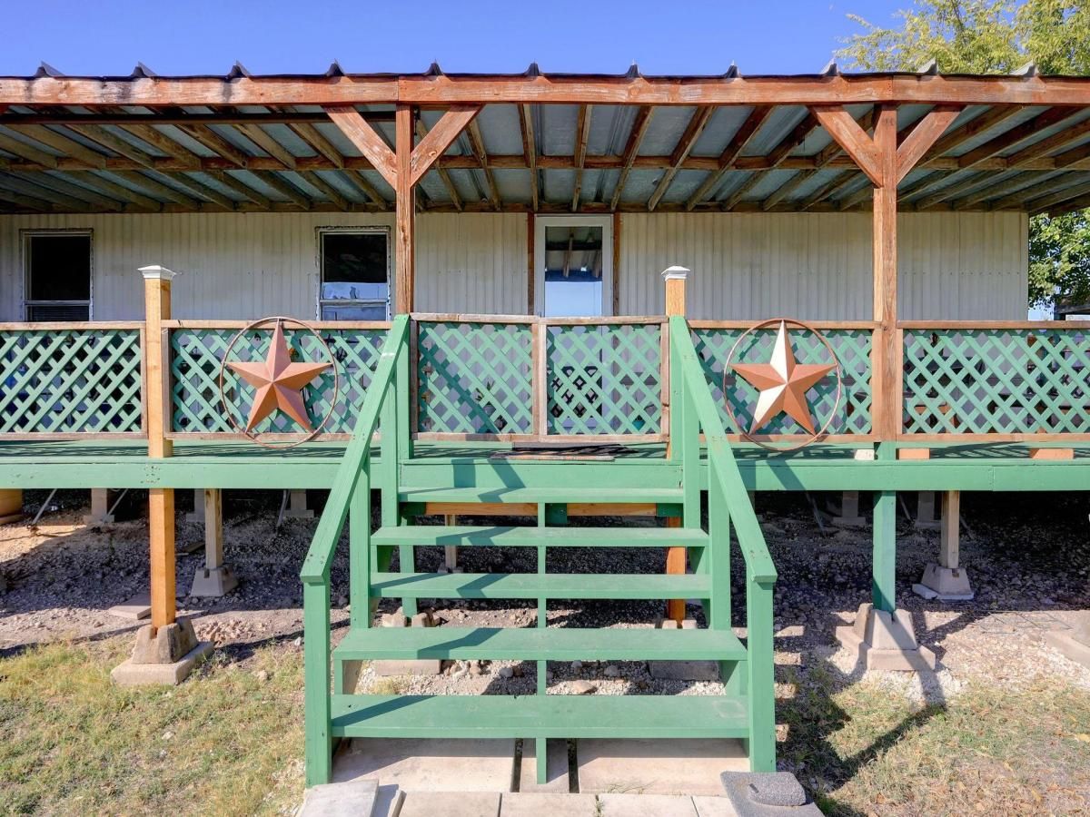 MLS #6935769 image #0