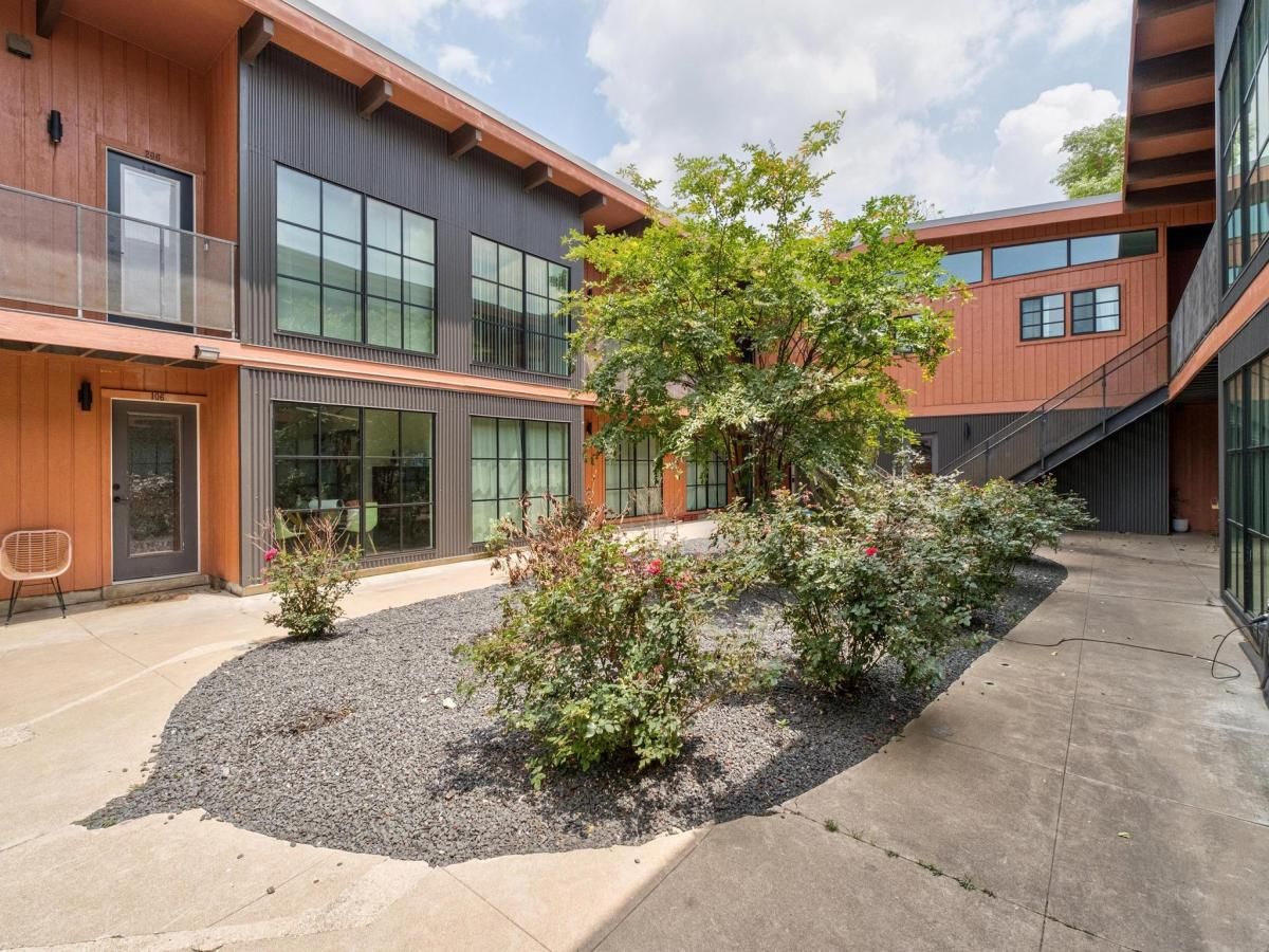 MLS #6958156 image #0