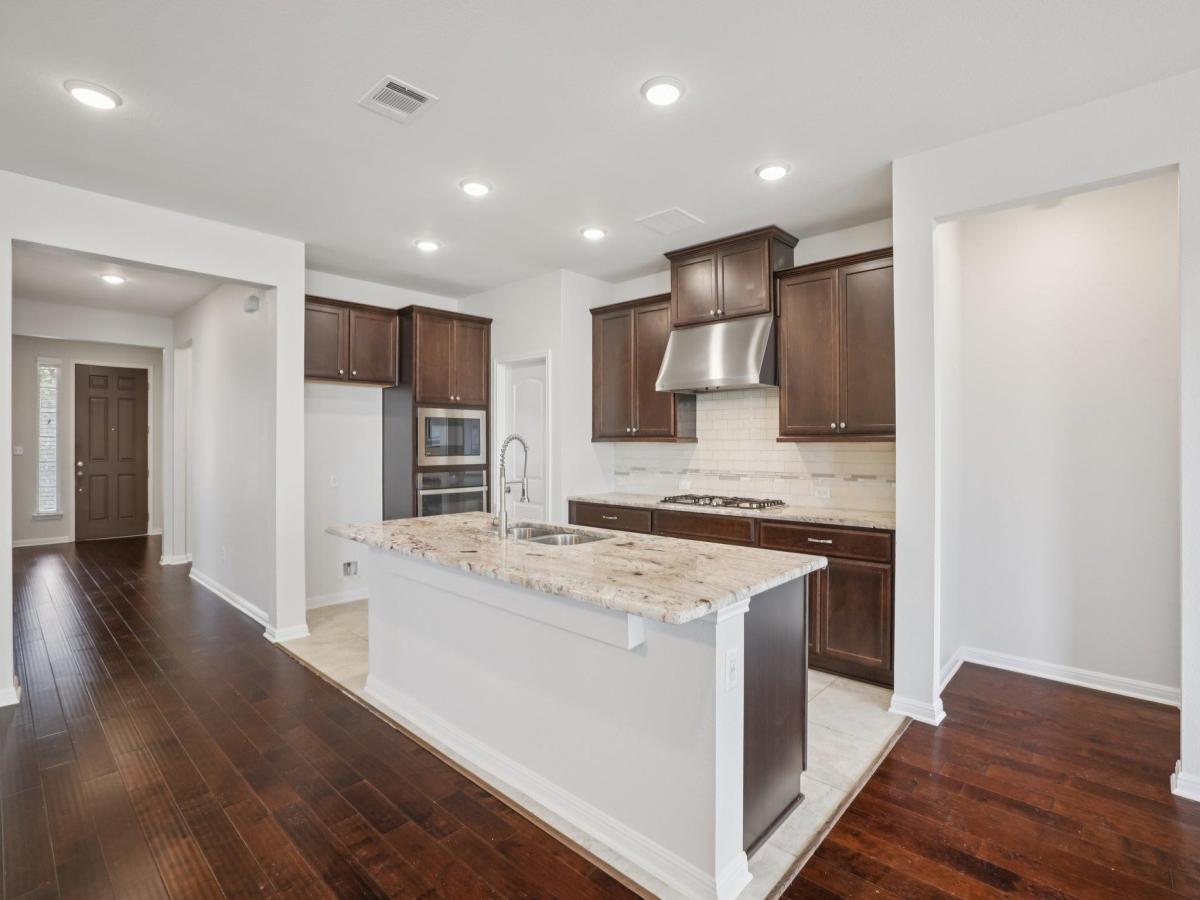 MLS #6973689 image #0