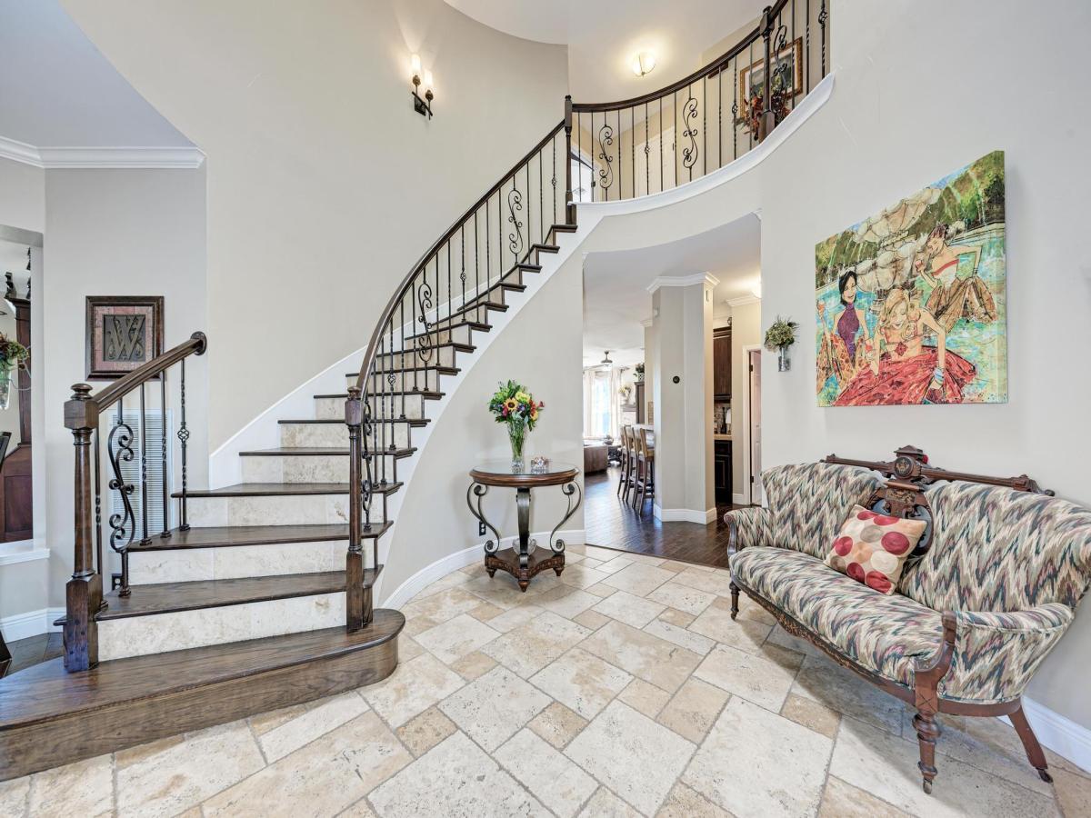 MLS #7952543 image #0