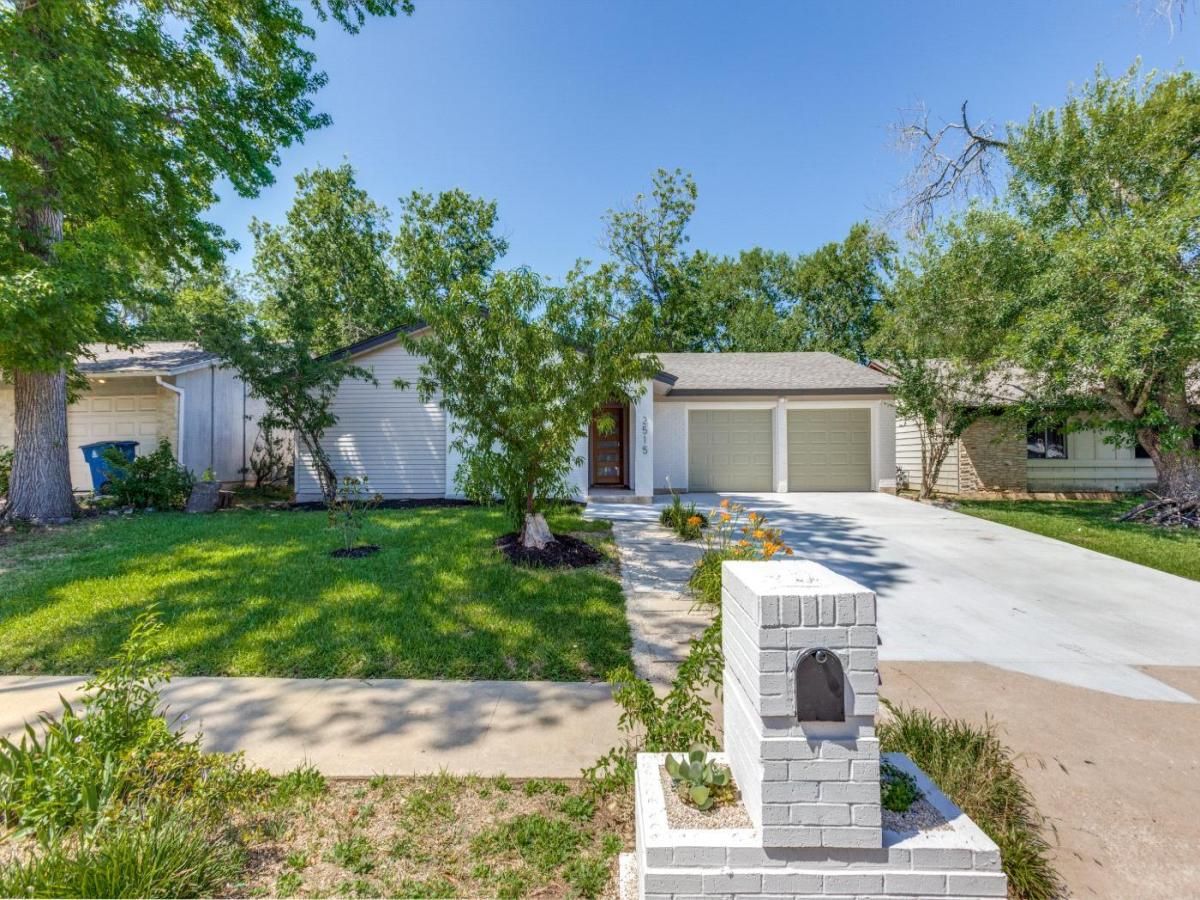 MLS #7998906 image #0