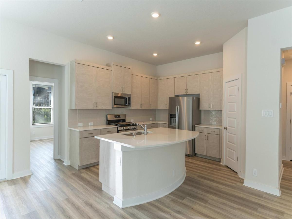 MLS #8068469 image #0