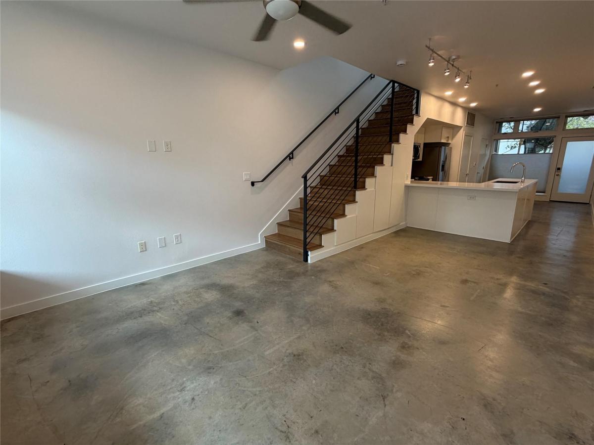 MLS #8210699 image #0