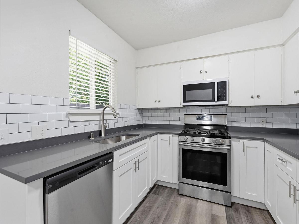 MLS #8241946 image #0