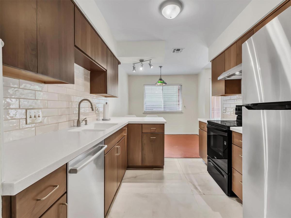 MLS #8326028 image #0