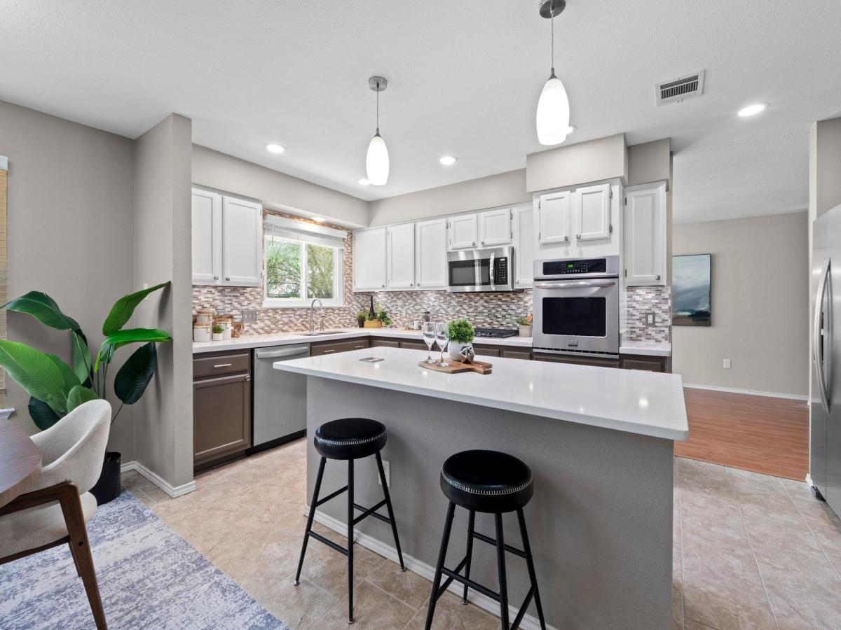 MLS #8349915 image #0