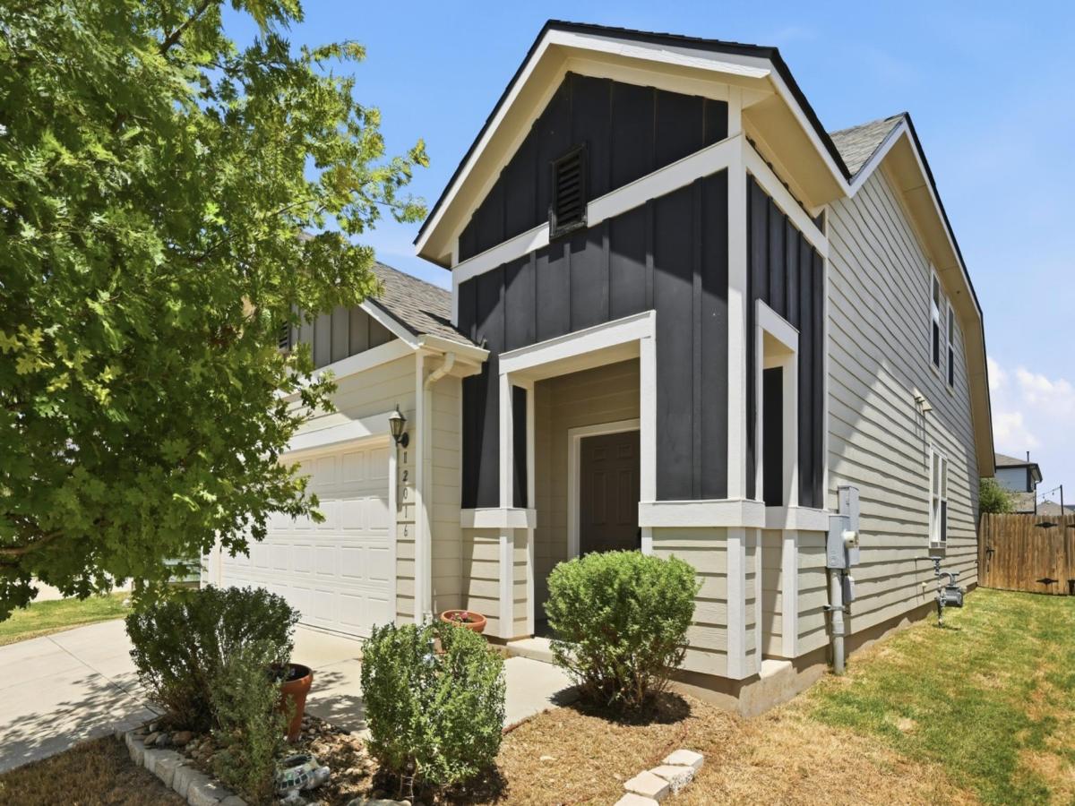 MLS #8371581 image #0
