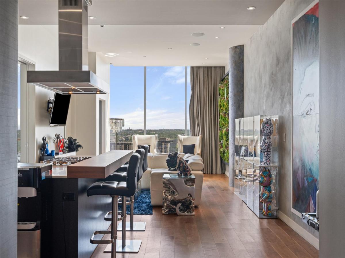 MLS #8439386 image #0