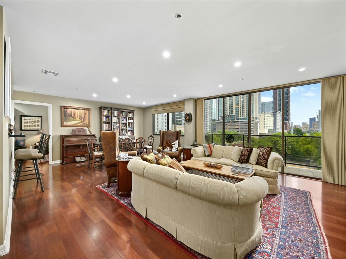 MLS #8642332 image #0