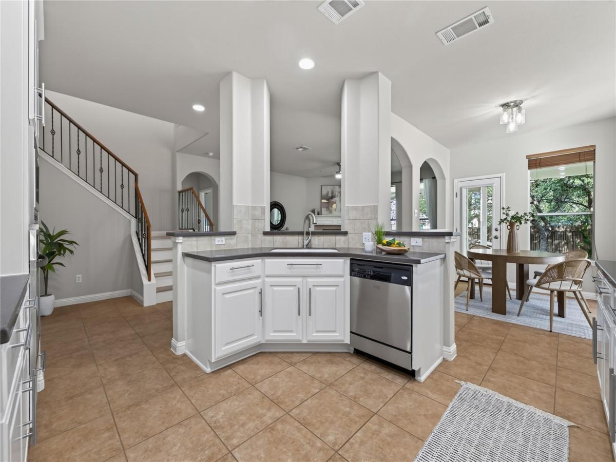 MLS #9239755 image #0