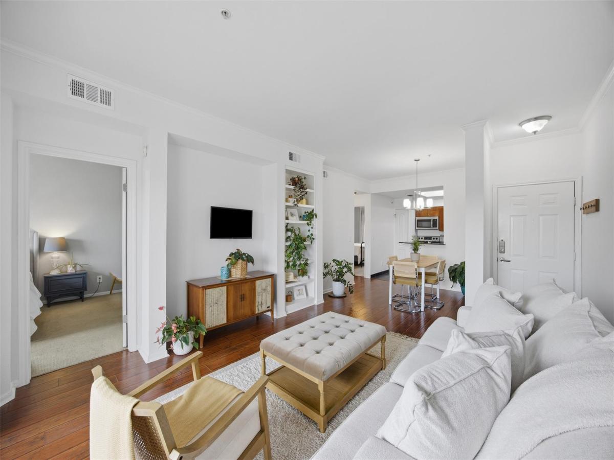 MLS #9349928 image #0