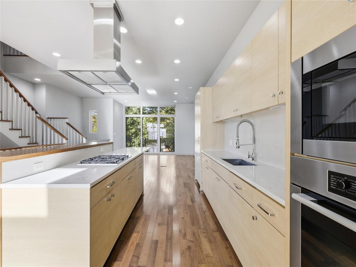 MLS #9426017 image #0