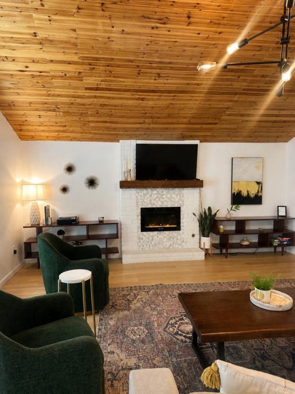 MLS #9516447 image #0