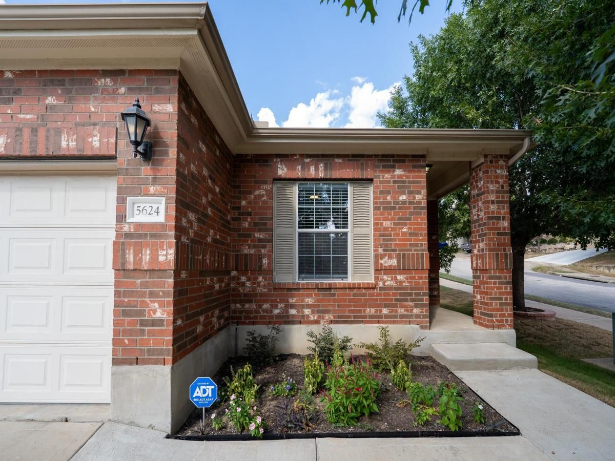 MLS #9647479 image #0