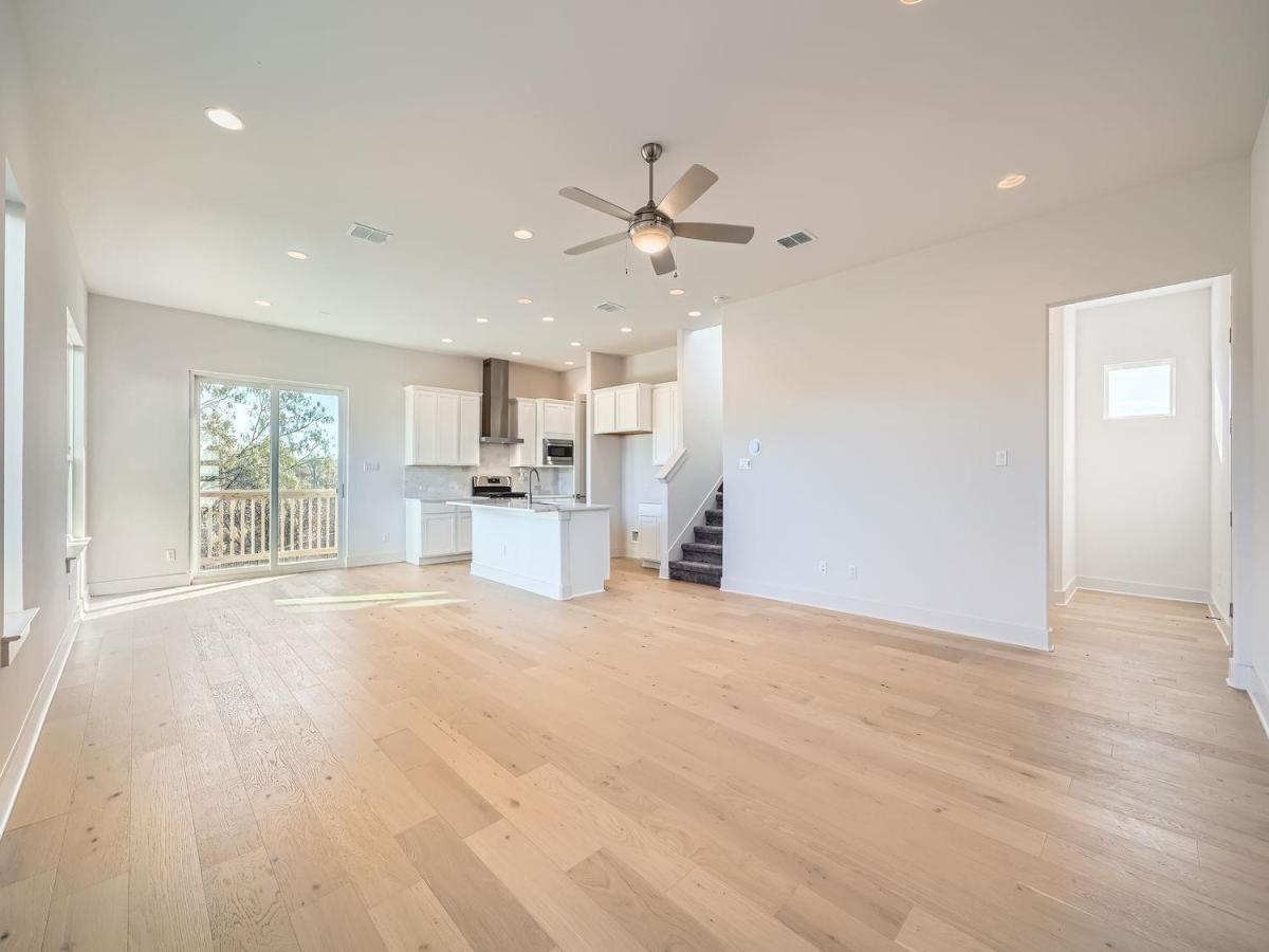 MLS #9654070 image #0