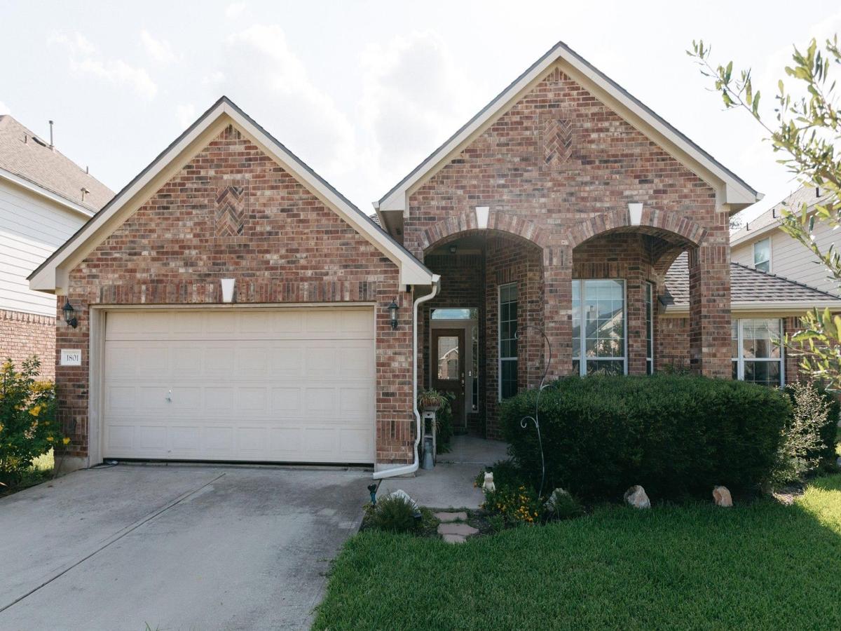 MLS #9661079 image #0