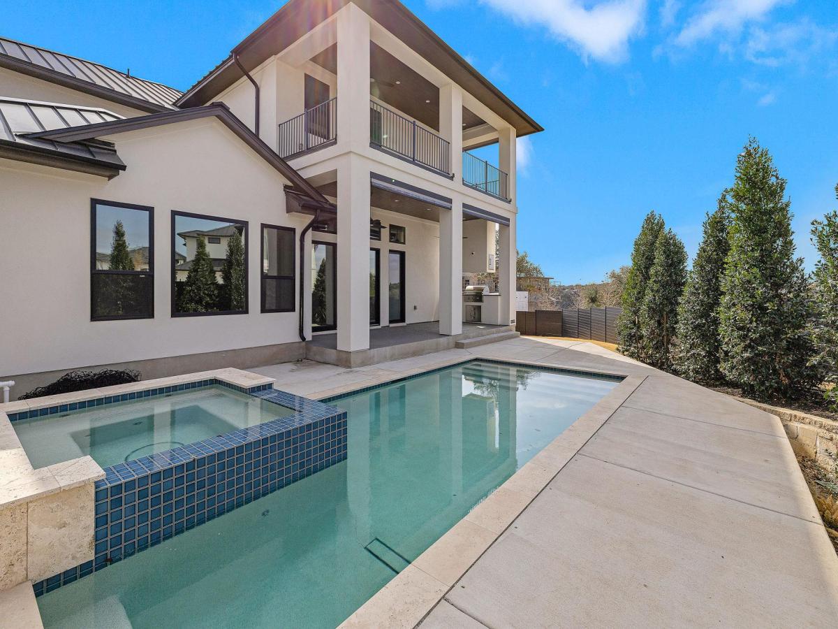 MLS #9667056 image #0