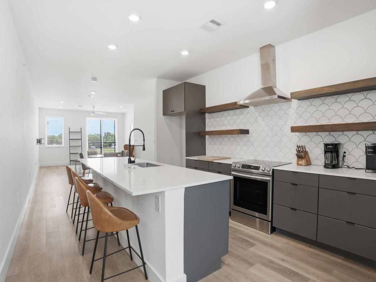 MLS #9717438 image #0