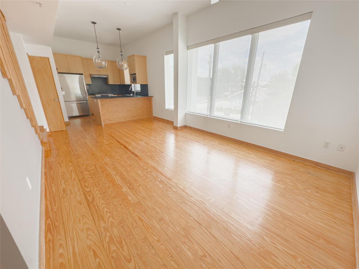 MLS #9833346 image #0