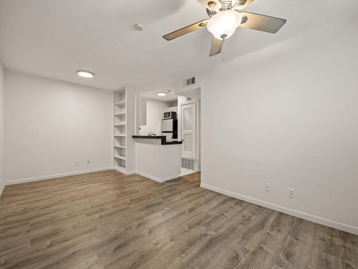 MLS #9837319 image #0