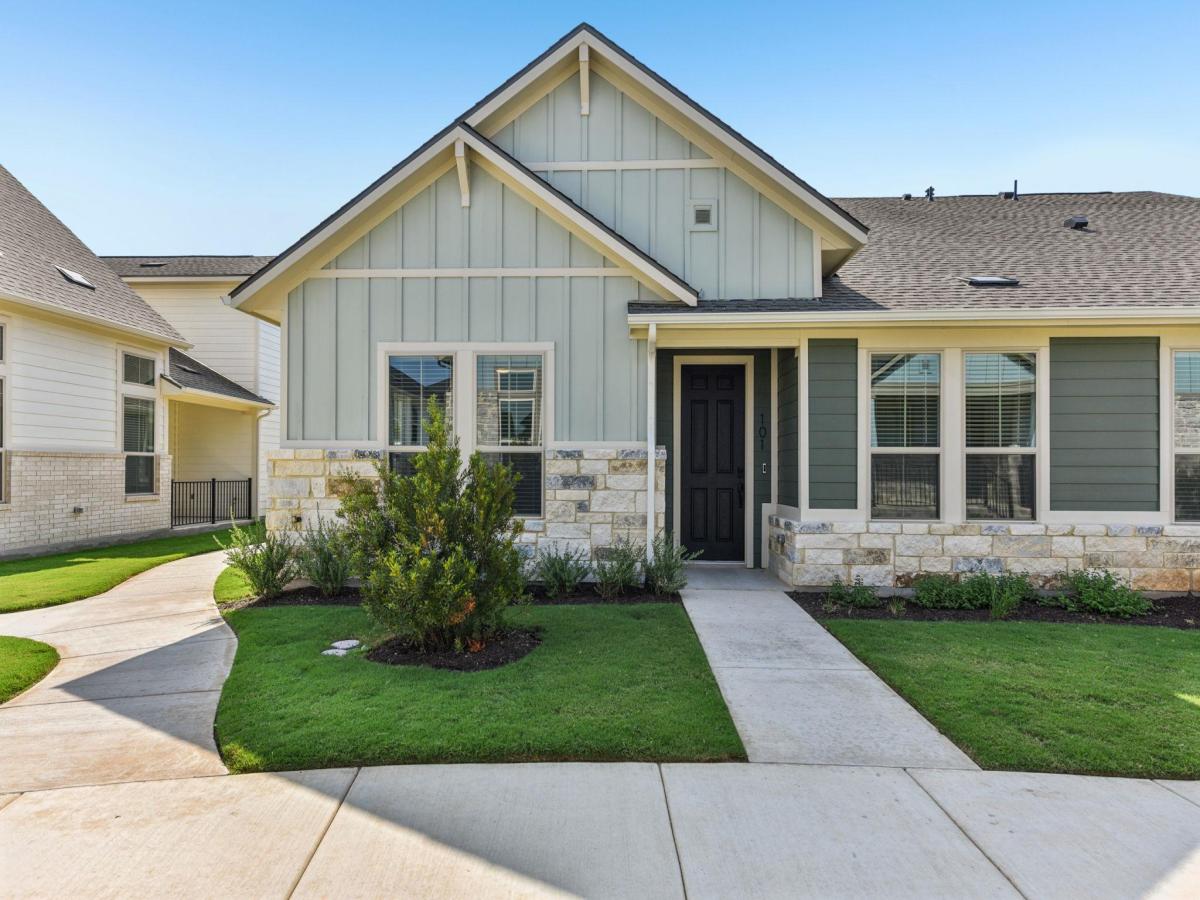 MLS #9865044 image #0