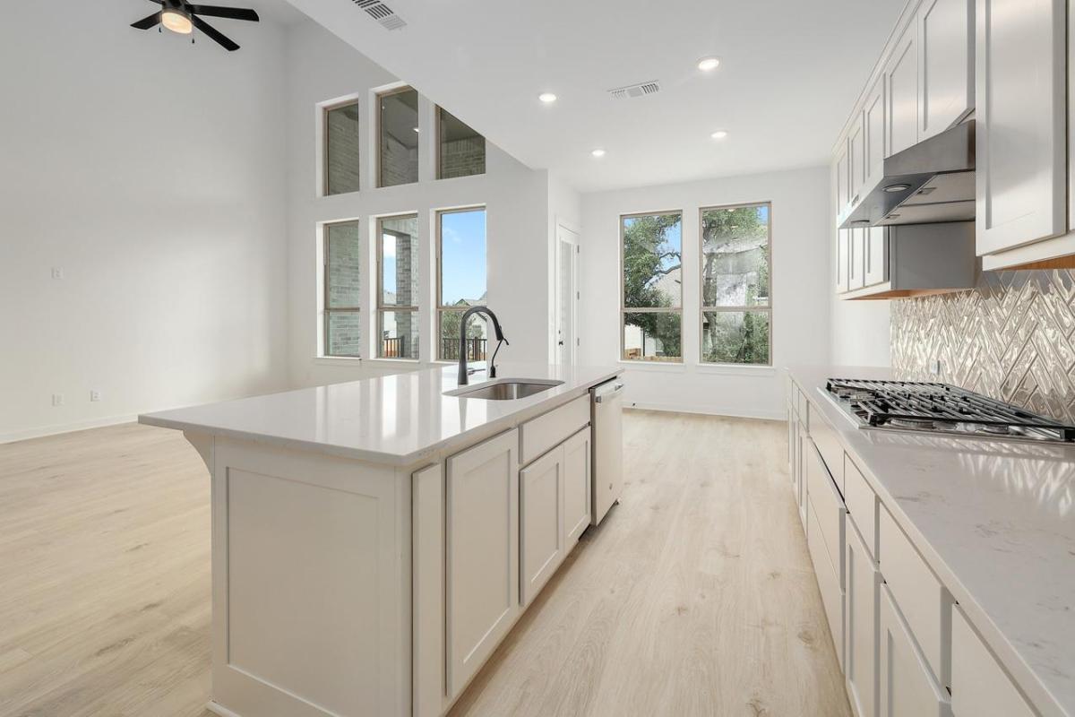 MLS #9877984 image #0