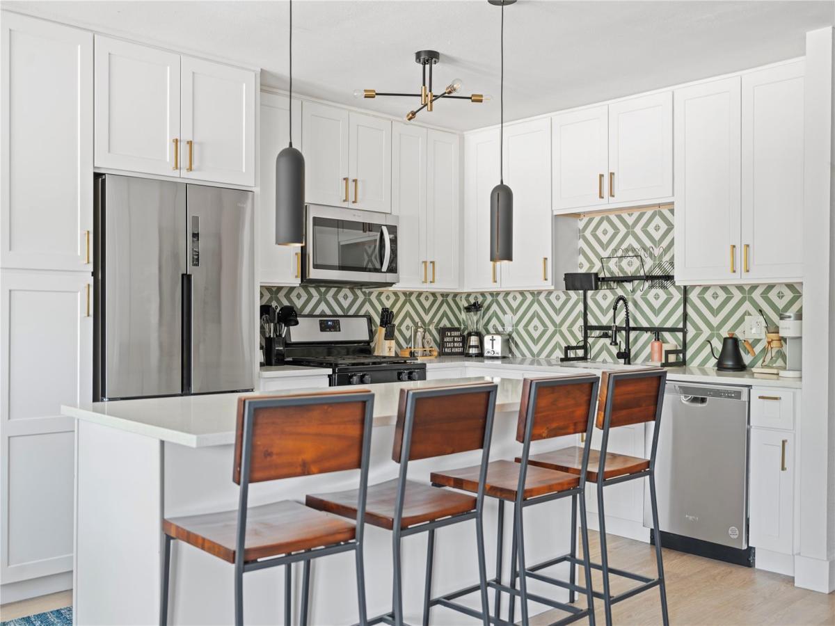 MLS #9907702 image #0