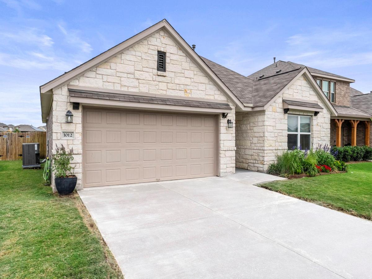 MLS #9934296 image #0