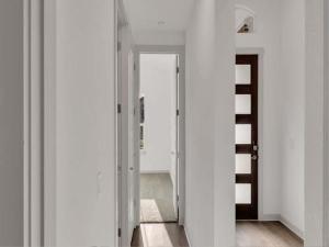 MLS #9947563 image #0