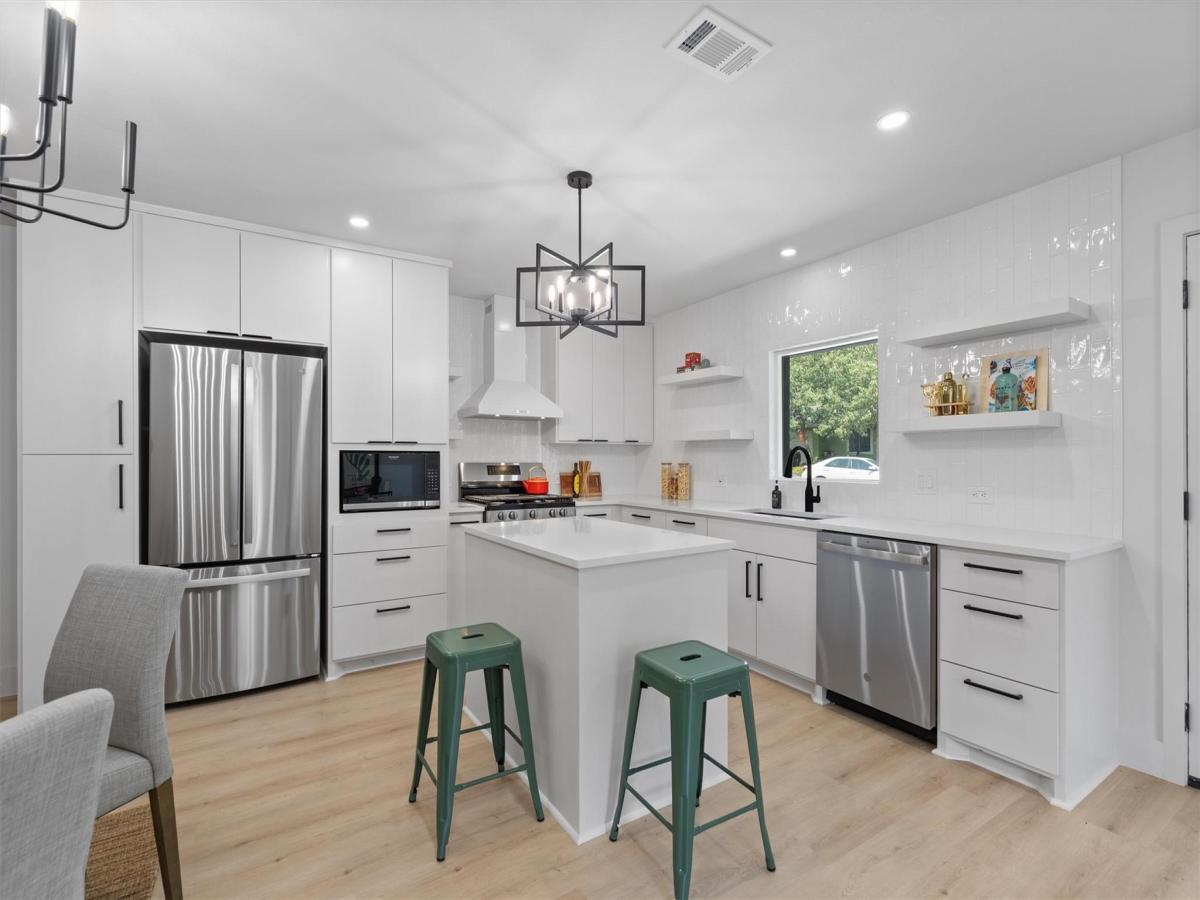 MLS #9975589 image #0