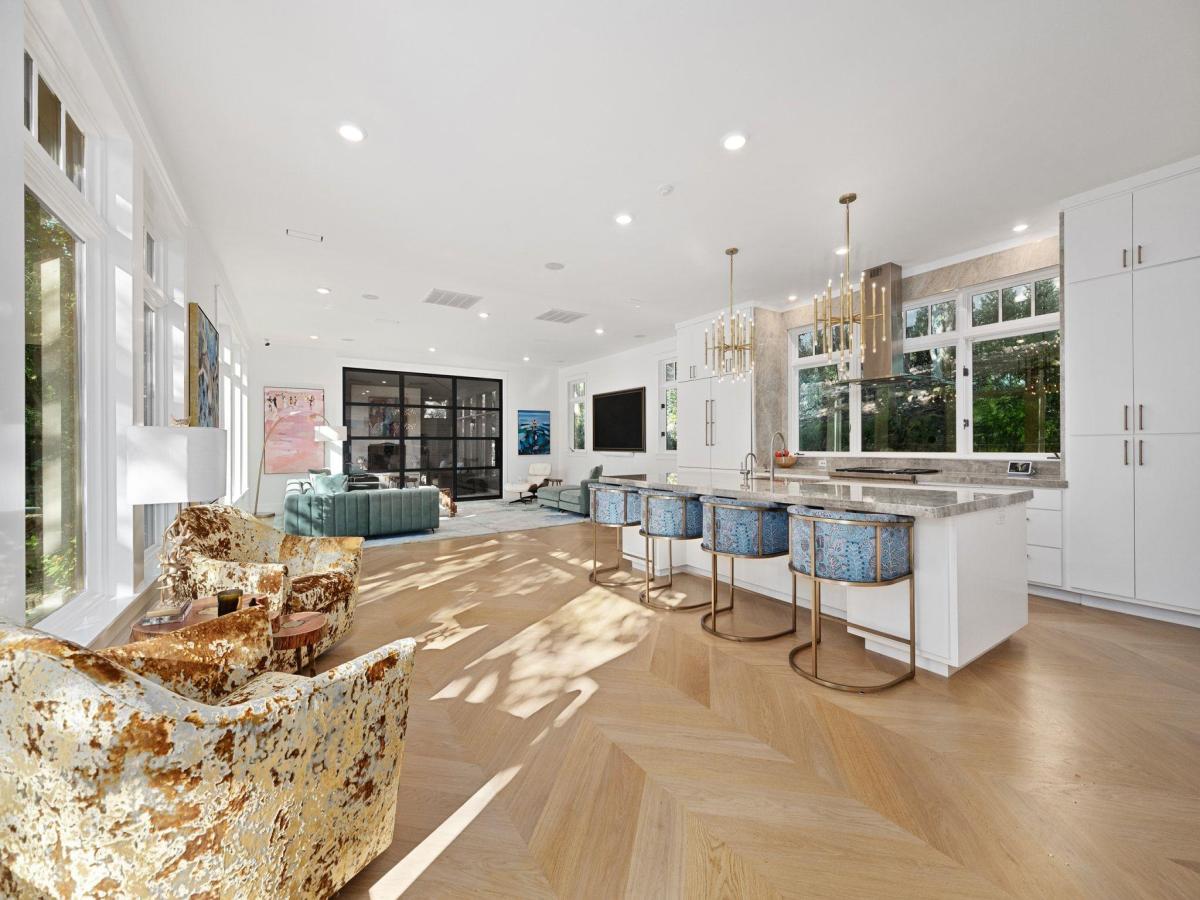 MLS #9984857 image #0