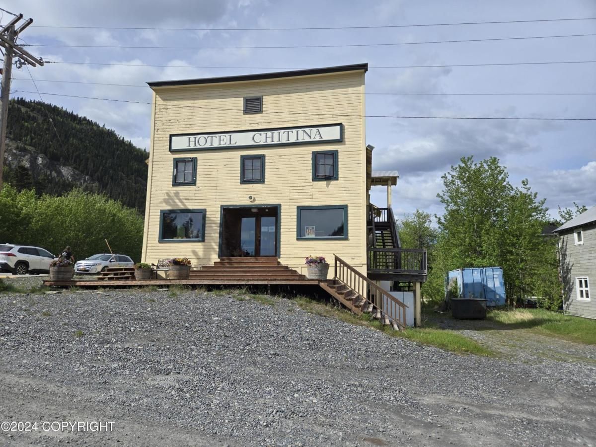 MLS #24-6836 image #0