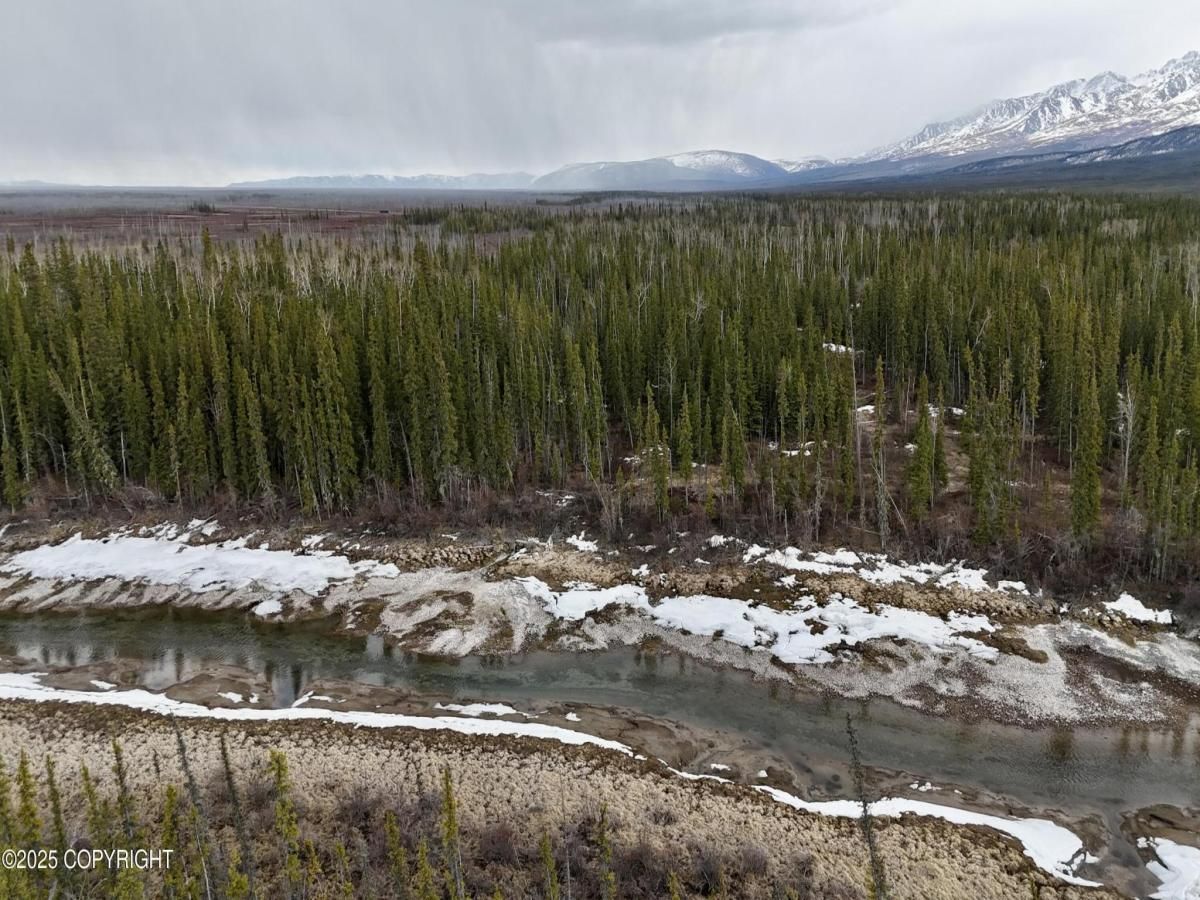 MLS #25-10157 image #0