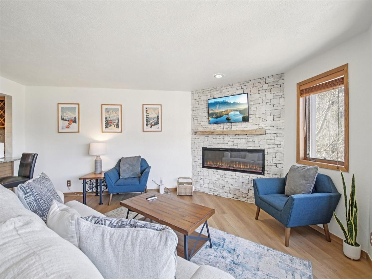 MLS #S1067862 image #0
