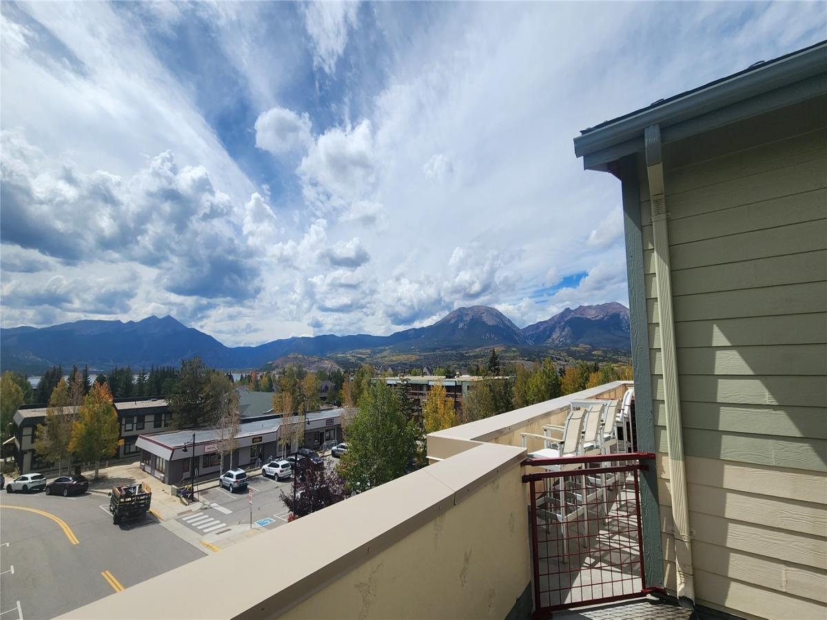 MLS #S1068454 image #0