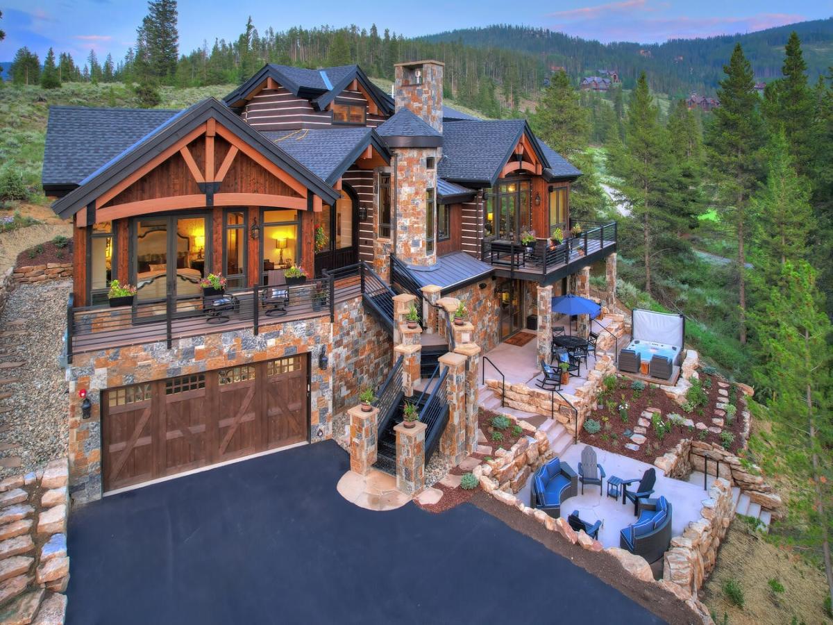 MLS #S1069158 image #0