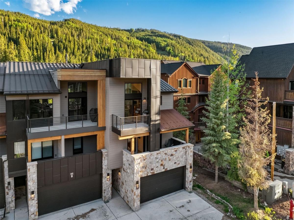 MLS #S1069603 image #0