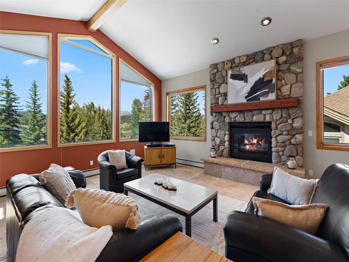 MLS #S1069724 image #0