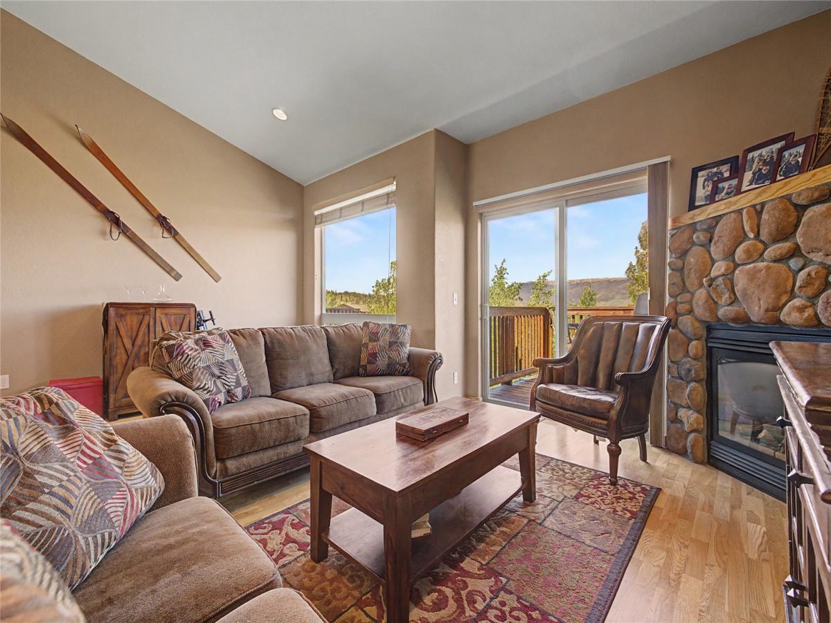 MLS #S1069753 image #0