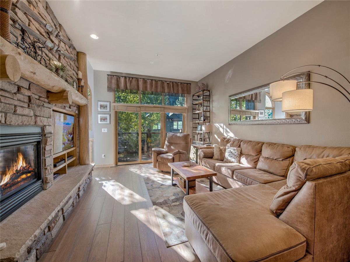 MLS #S1070265 image #0