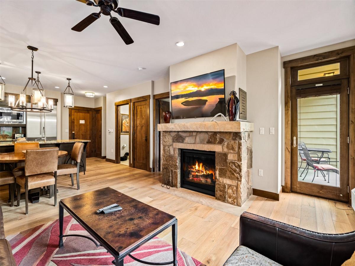 MLS #S1070660 image #0