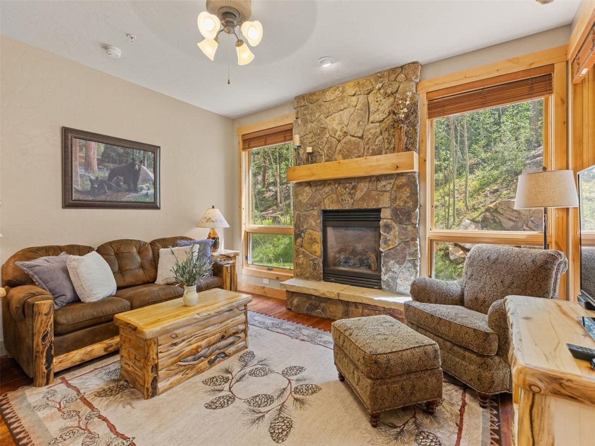 MLS #S1071224 image #0