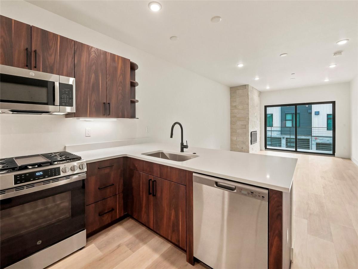 MLS #S1071437 image #0