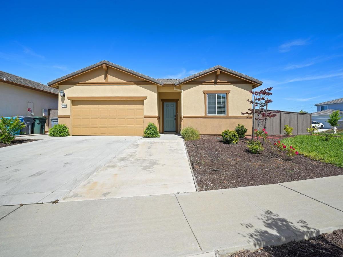 MLS #226043687 image #0