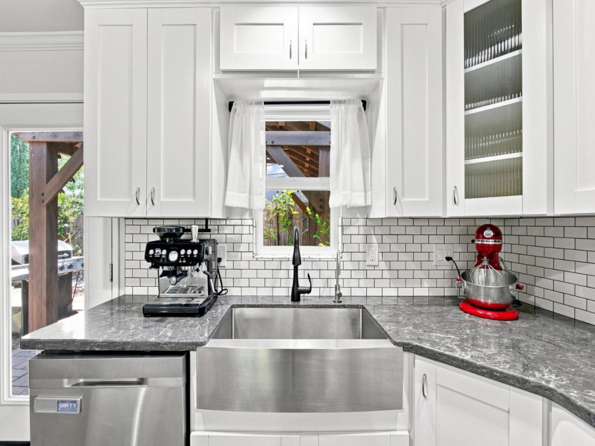 MLS #226107682 image #0
