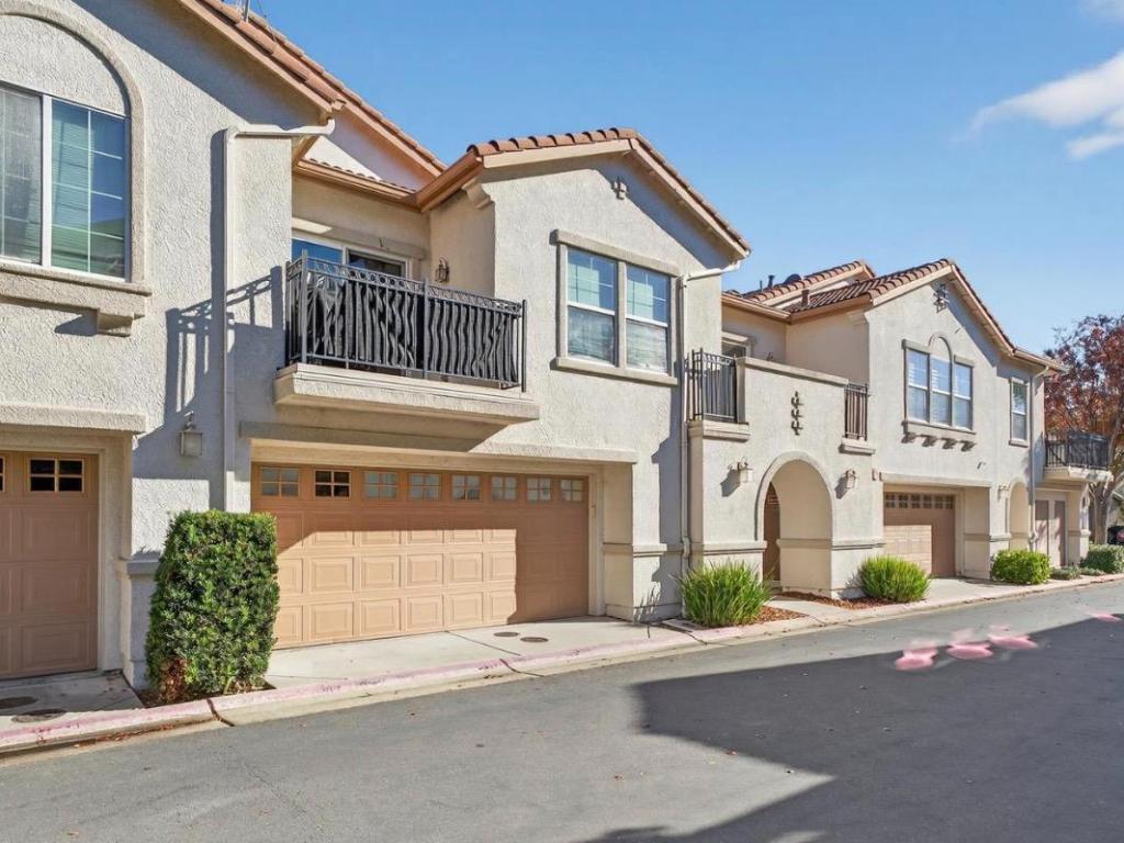 MLS #226127638 image #0