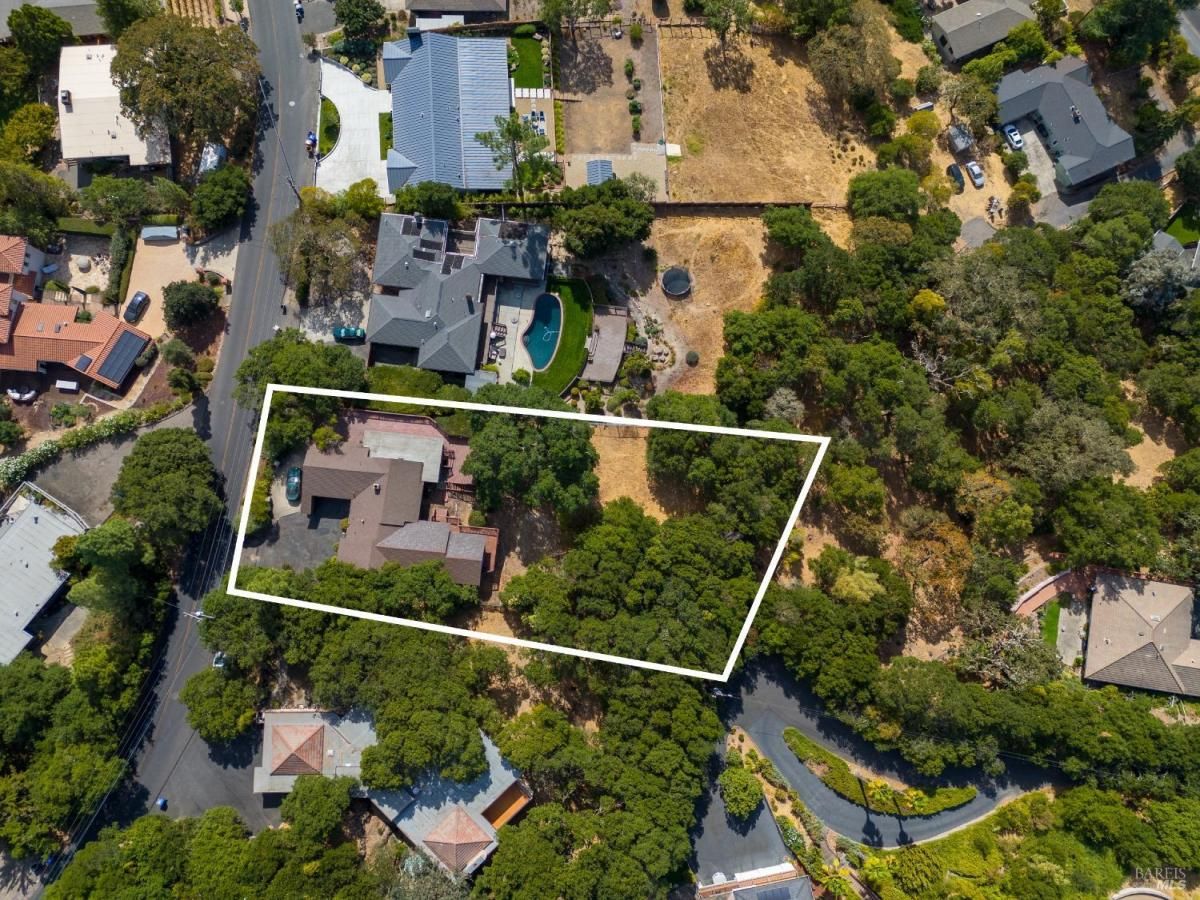 MLS #324082435 image #0